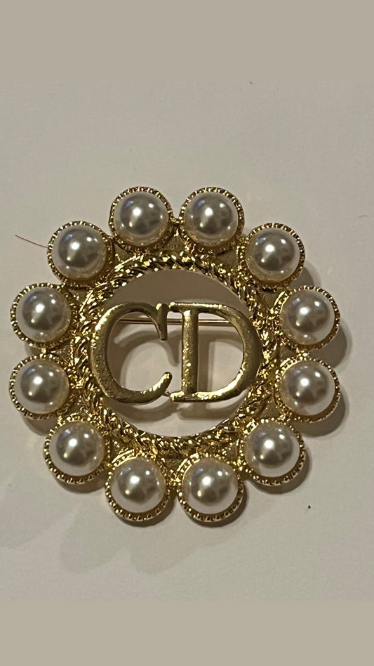 Brooch (gold)