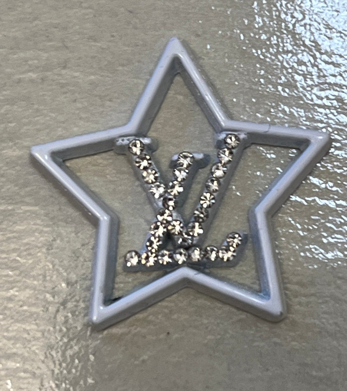 Stars bling L’s flat back junk charms (random colors)