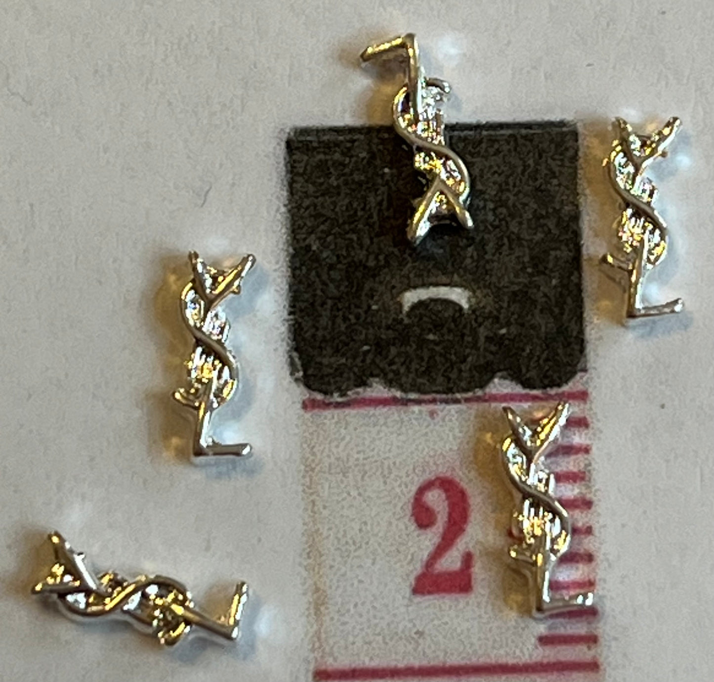 Silver Y’s (#11)