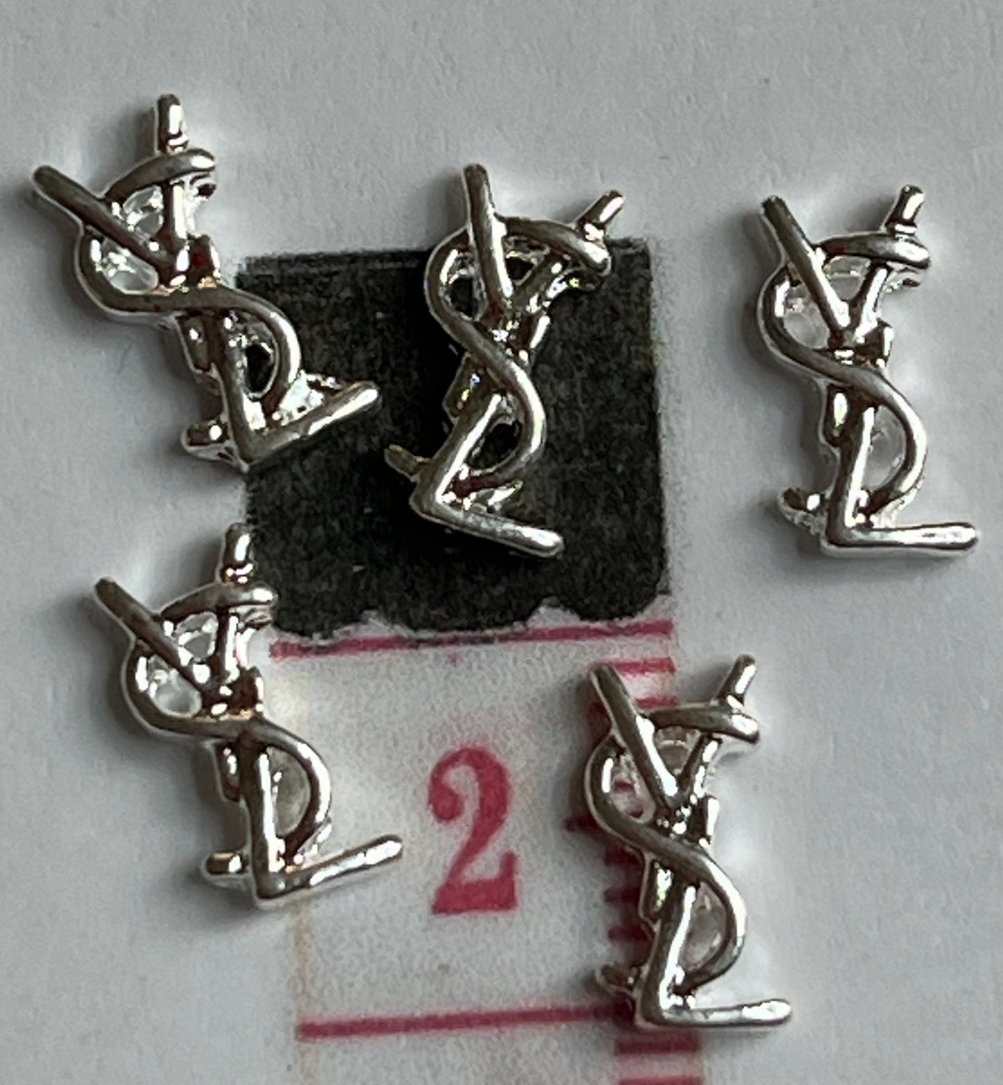 Silver Y’s (#37)