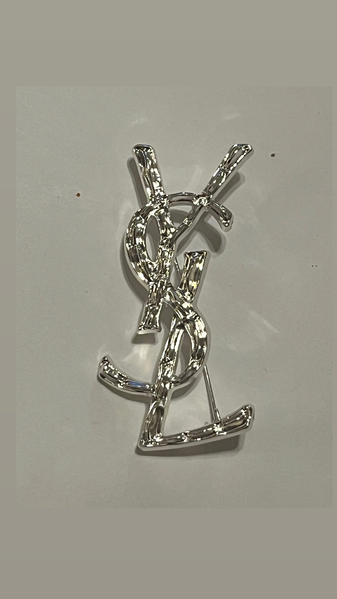 Brooch (silver)