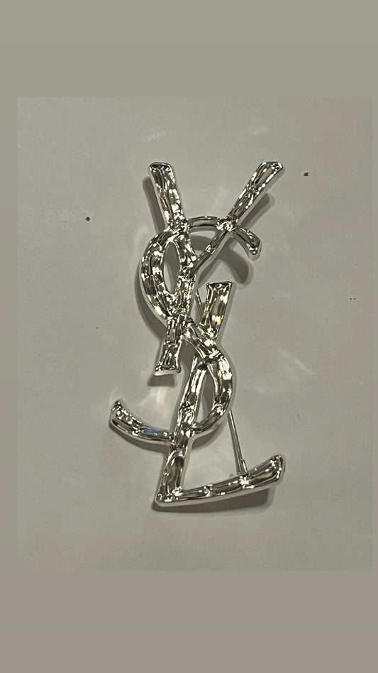 Brooch (silver)