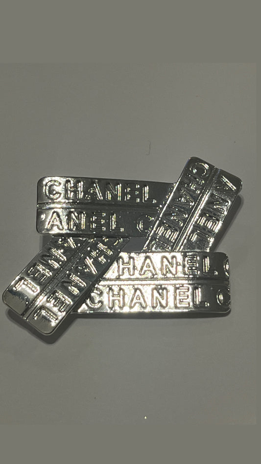Brooch (silver)