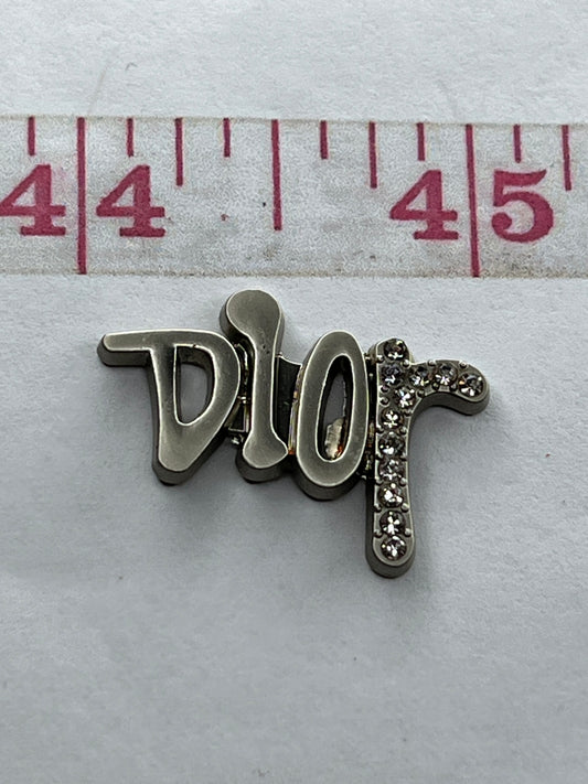 Bling D’s flat back charms (random colors)