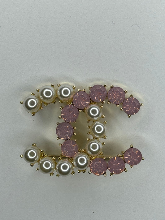 Brooch gold