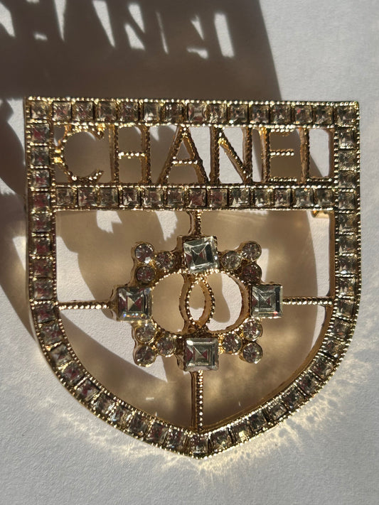 Brooch (gold)