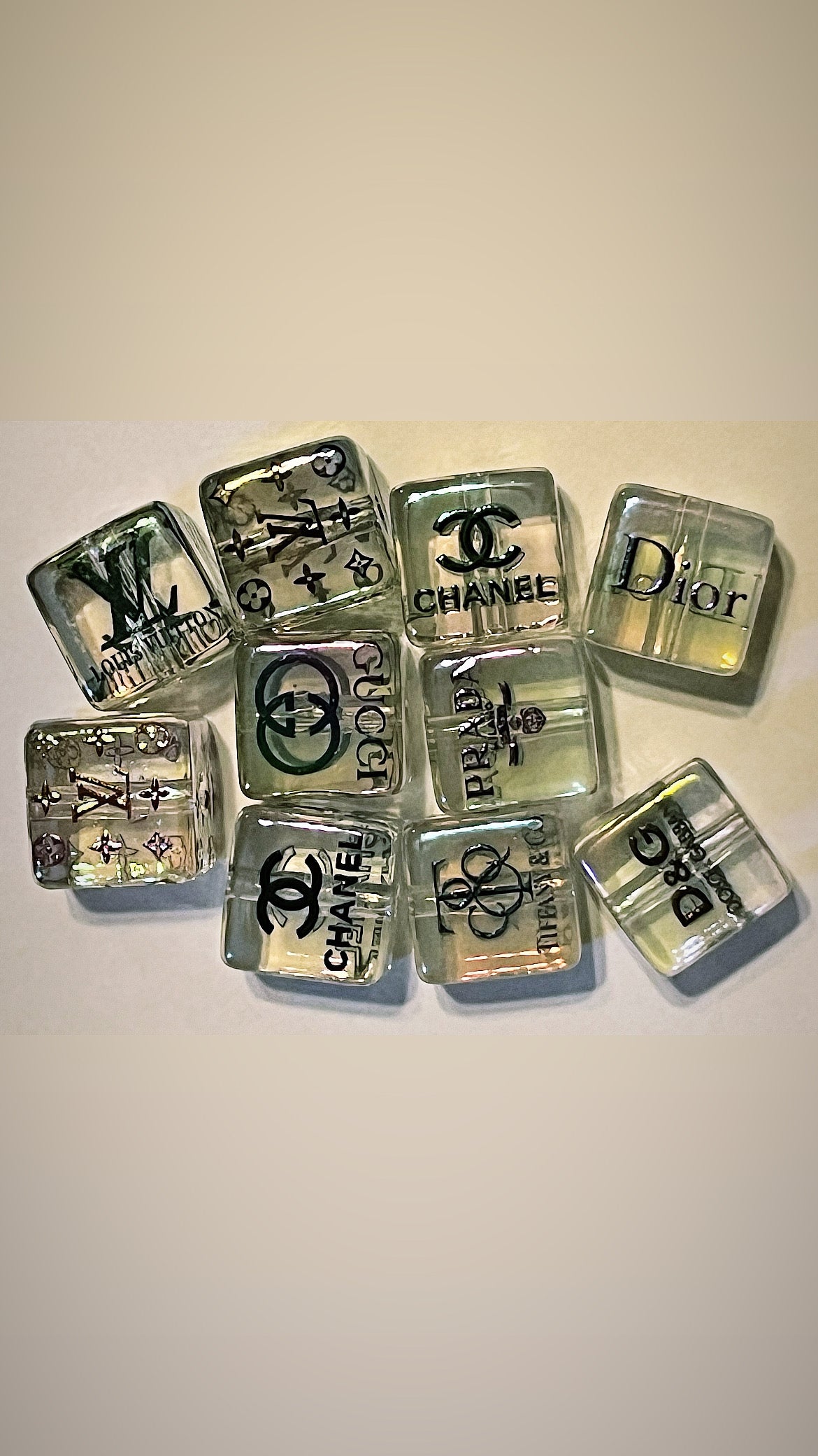 16mm Cube focal beads