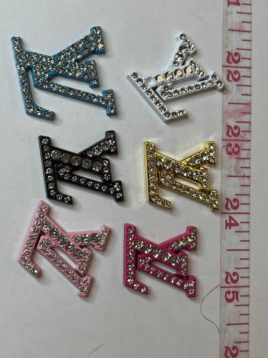 Color bling flat back L’s