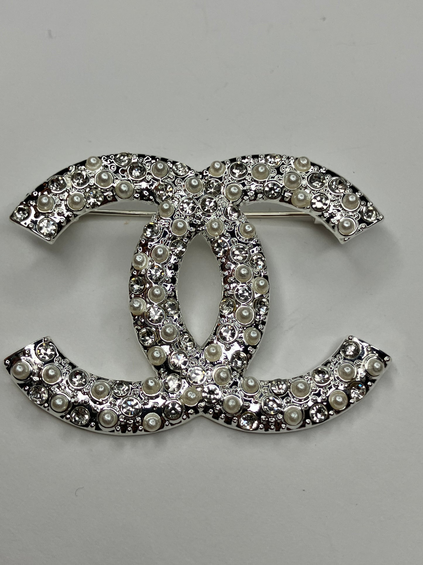 Brooch (silver)