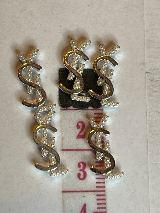 Silver Y’s (#71)