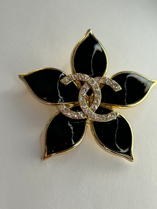 Brooch (gold