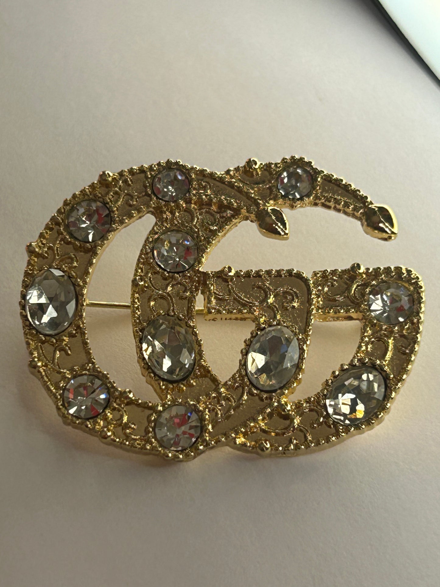 Brooches gold