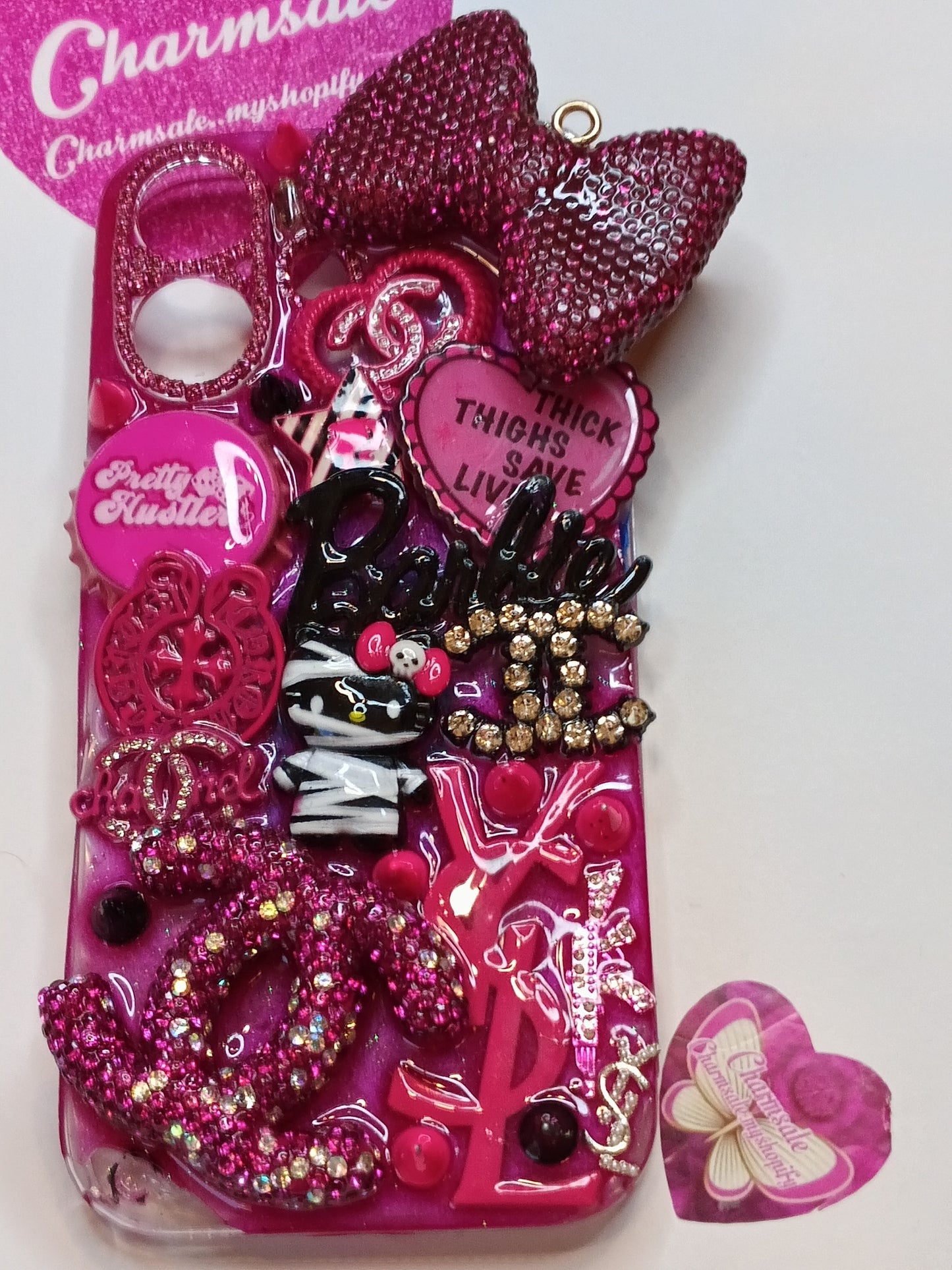 IPhone 17 junk phone case