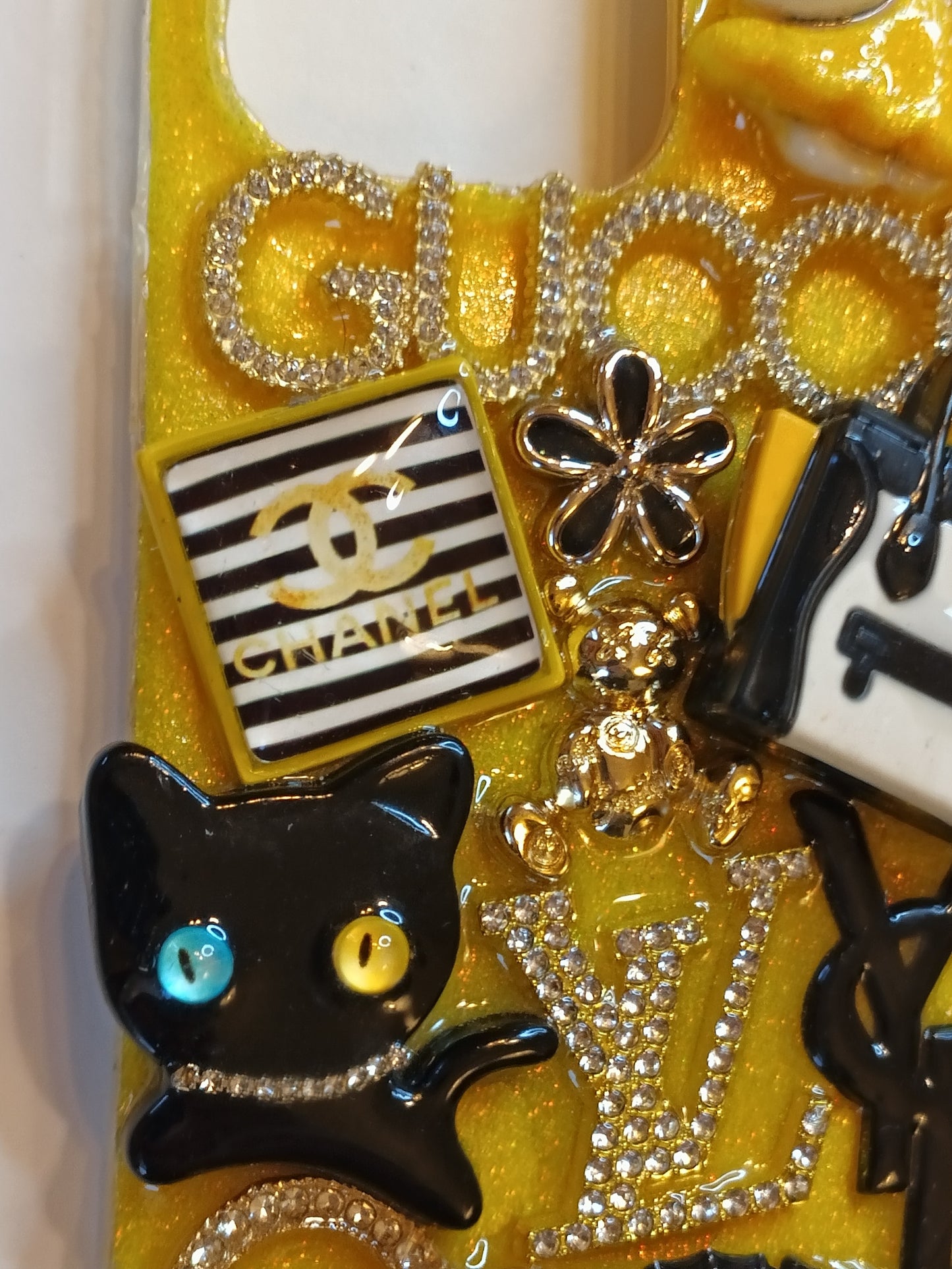 IPhone 14 Pro Max customized phone case